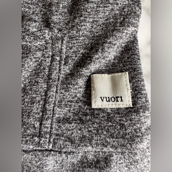 VUORI Halo Performance Hoodie 2.0 SMALL: Heather Gray NWOT - Picture 8 of 9